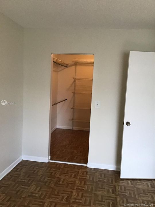 Recently Sold: $50,000 (1 beds, 1 baths, 806 Square Feet)