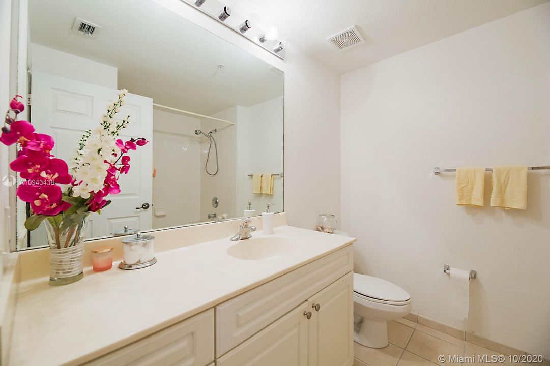 Recently Sold: $139,500 (1 beds, 1 baths, 872 Square Feet)