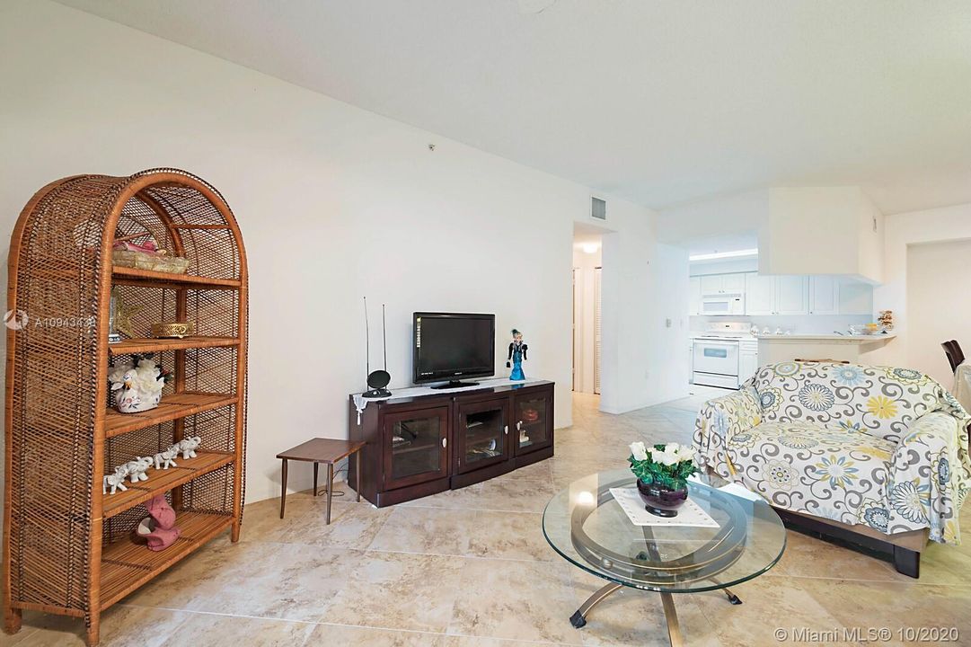 Recently Sold: $139,500 (1 beds, 1 baths, 872 Square Feet)