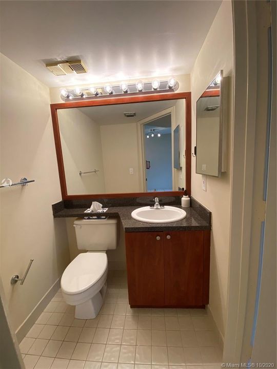 Powder room