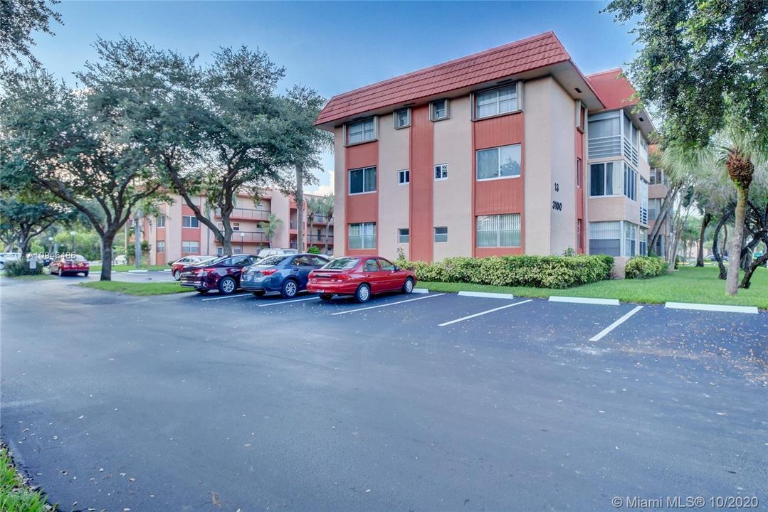 Recently Sold: $50,000 (1 beds, 1 baths, 721 Square Feet)