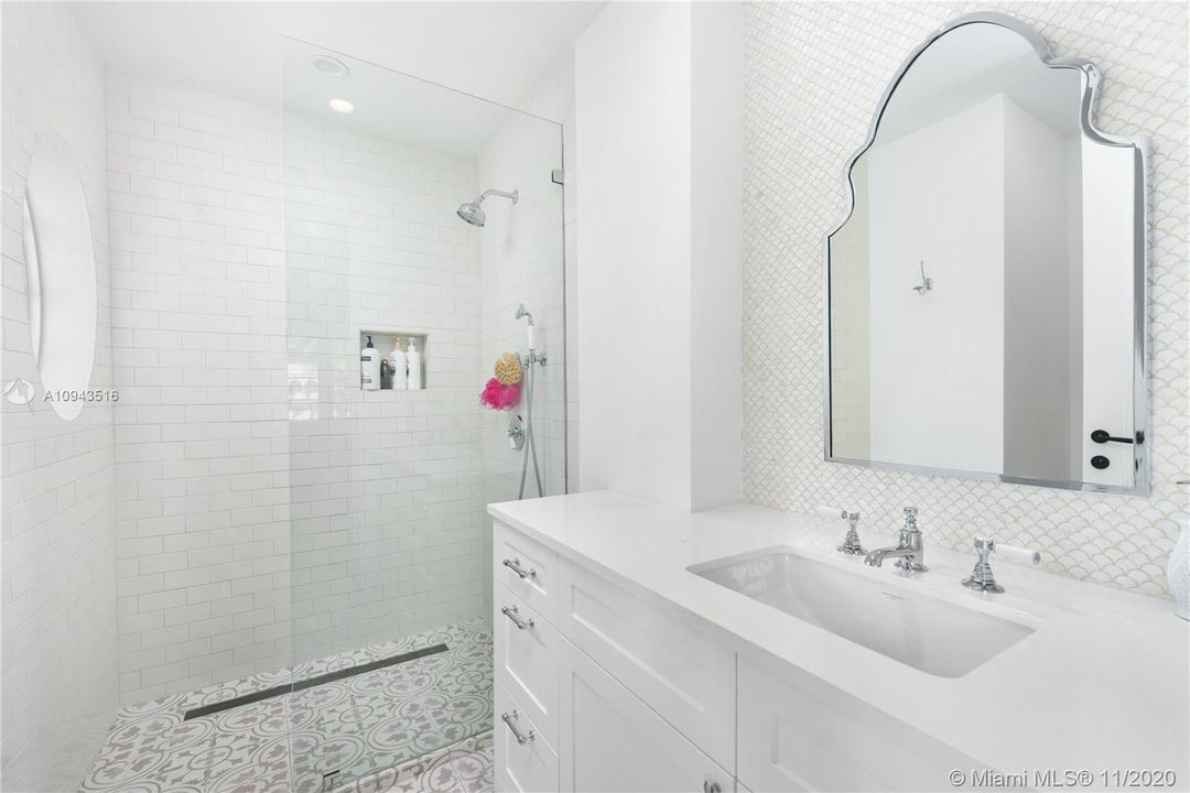 En-suite Bathroom