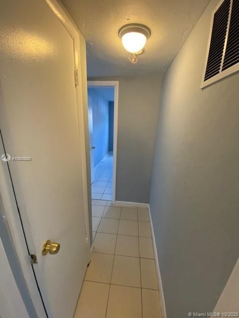 Recently Rented: $1,180 (1 beds, 1 baths, 678 Square Feet)