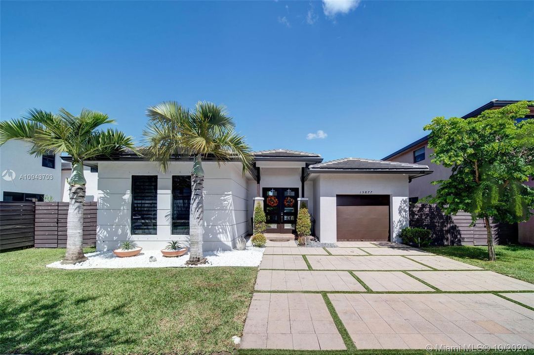 Vendido Recientemente: $475,000 (3 camas, 2 baños, 1977 Pies cuadrados)