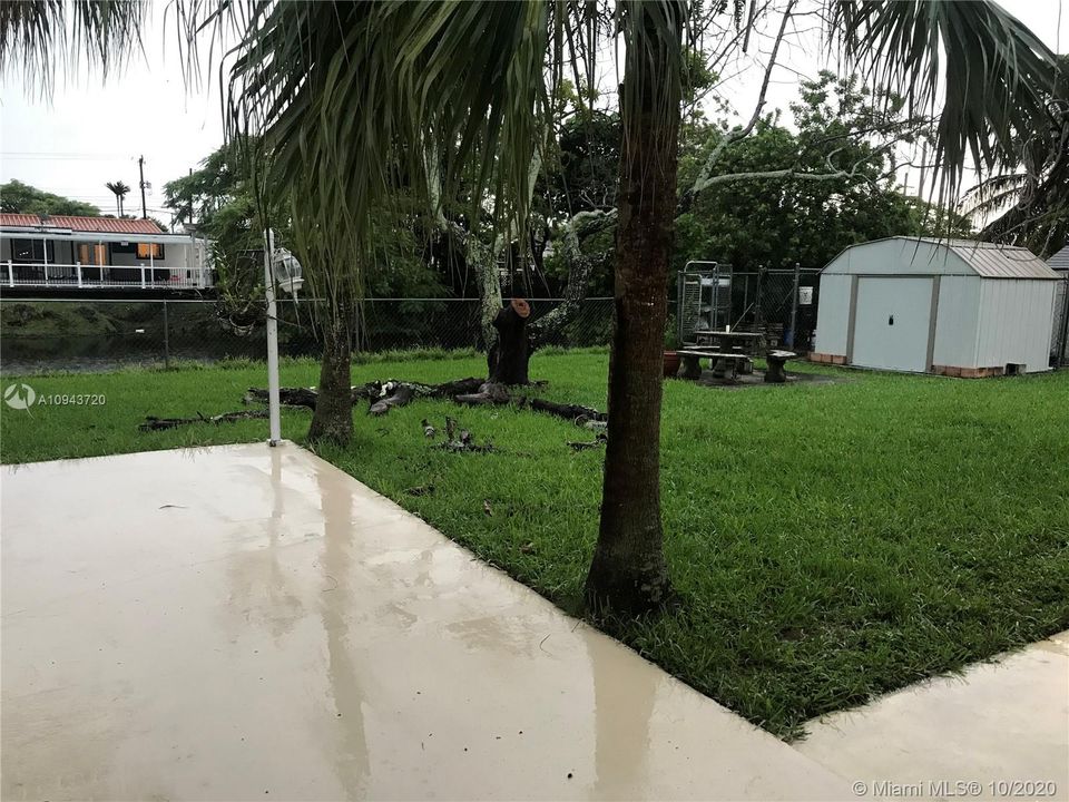 Vendido Recientemente: $499,900 (3 camas, 2 baños, 1713 Pies cuadrados)