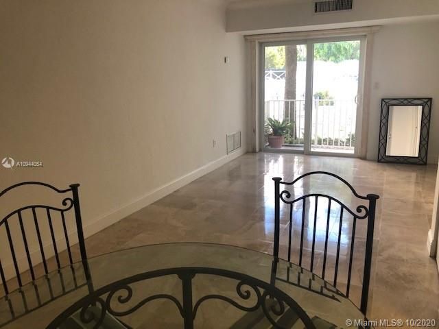 Recently Sold: $264,500 (1 beds, 1 baths, 440 Square Feet)