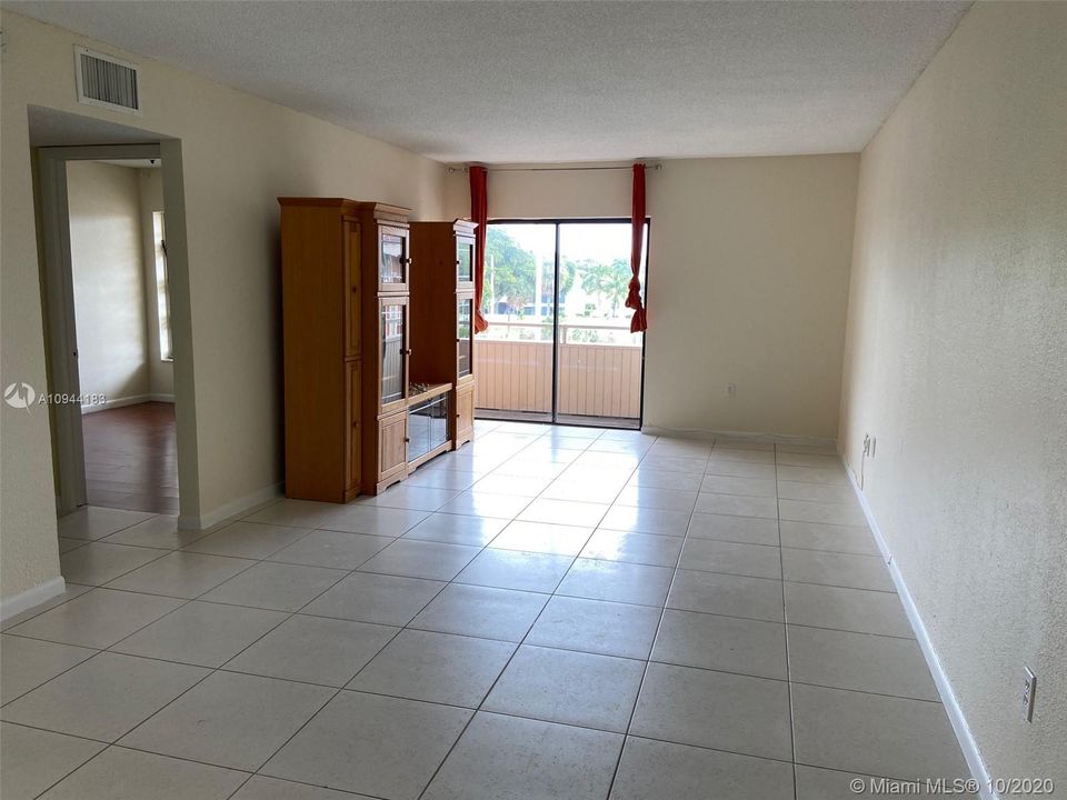 Vendido Recientemente: $125,000 (1 camas, 1 baños, 660 Pies cuadrados)