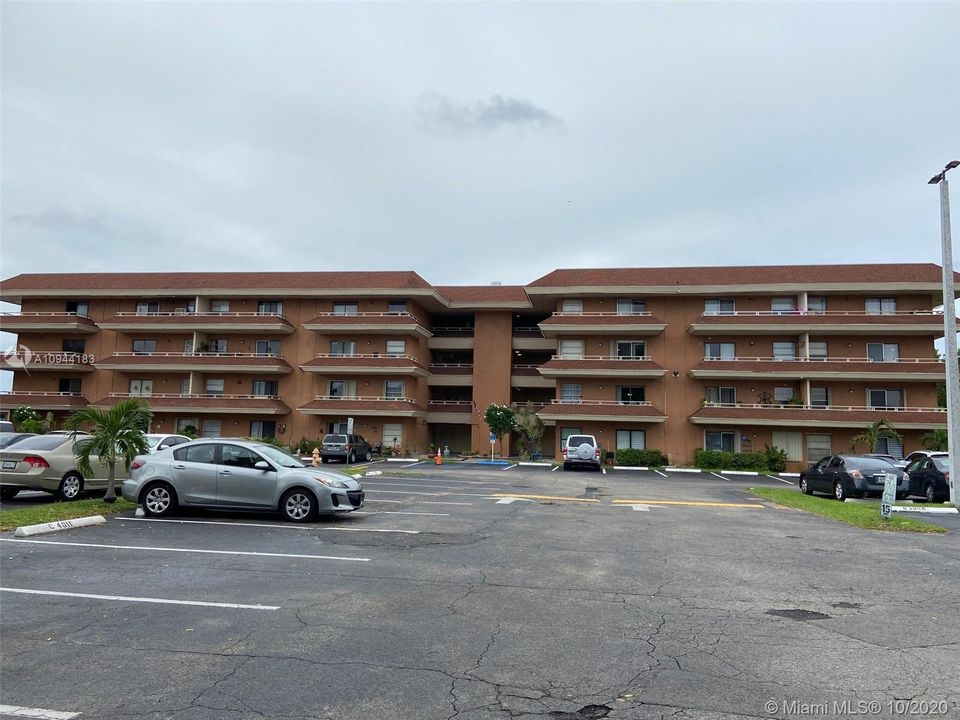 Recently Sold: $125,000 (1 beds, 1 baths, 660 Square Feet)