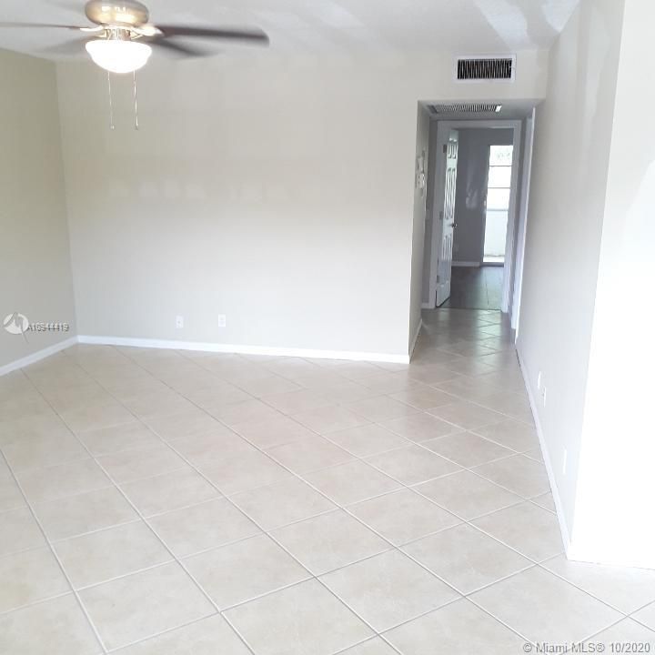 Recently Sold: $94,900 (2 beds, 1 baths, 820 Square Feet)