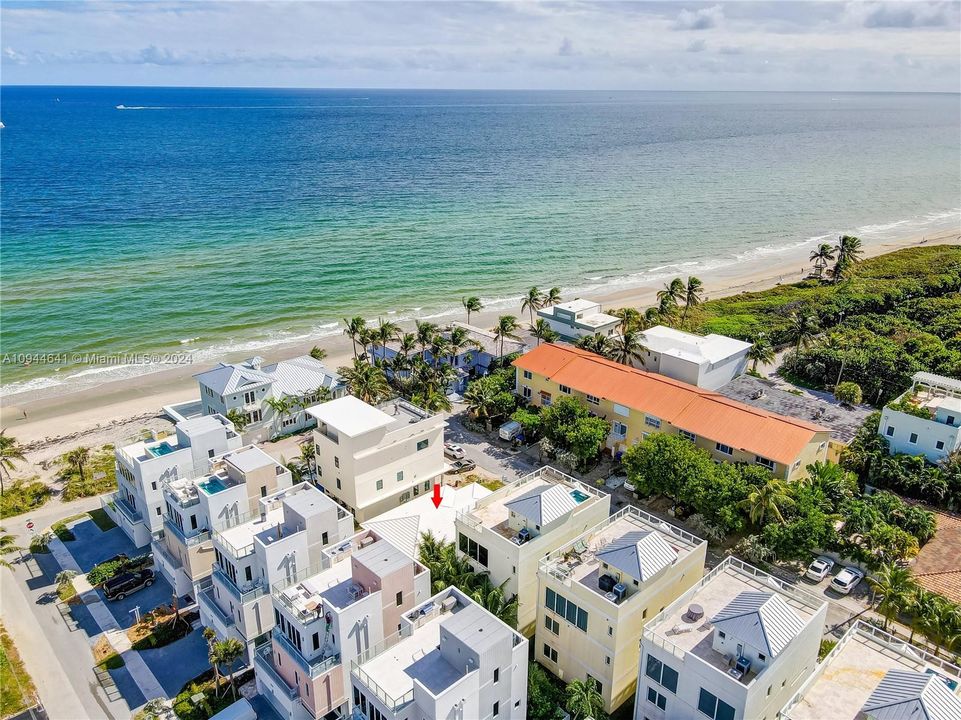 For Rent: $8,550 (2 beds, 2 baths, 1400 Square Feet)