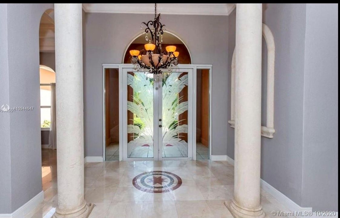 Недавно арендовано: $4,950 (4 спален, 4 ванн, 3035 Квадратных фут)