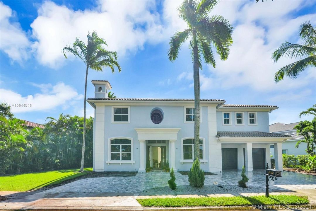 Vendido Recientemente: $1,299,000 (5 camas, 4 baños, 3940 Pies cuadrados)