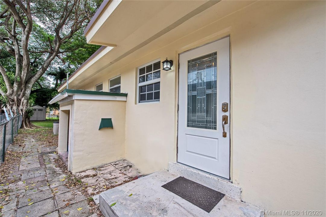 Side yard | Kitchen door