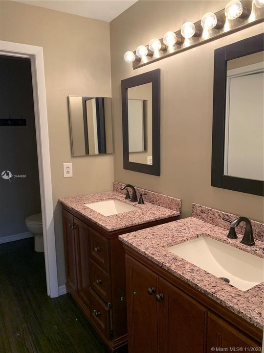 Vendido Recientemente: $112,999 (2 camas, 1 baños, 0 Pies cuadrados)