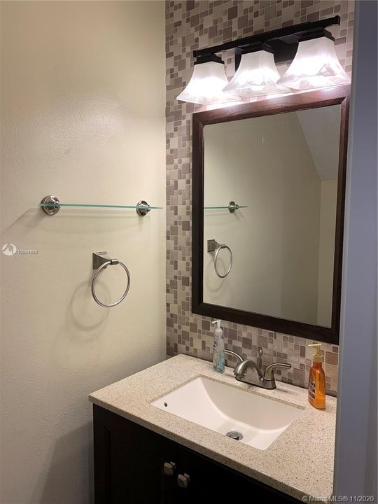 Vendido Recientemente: $112,999 (2 camas, 1 baños, 0 Pies cuadrados)