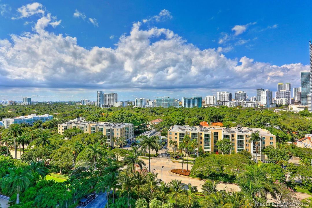 Recently Rented: $2,500 (1 beds, 1 baths, 1042 Square Feet)