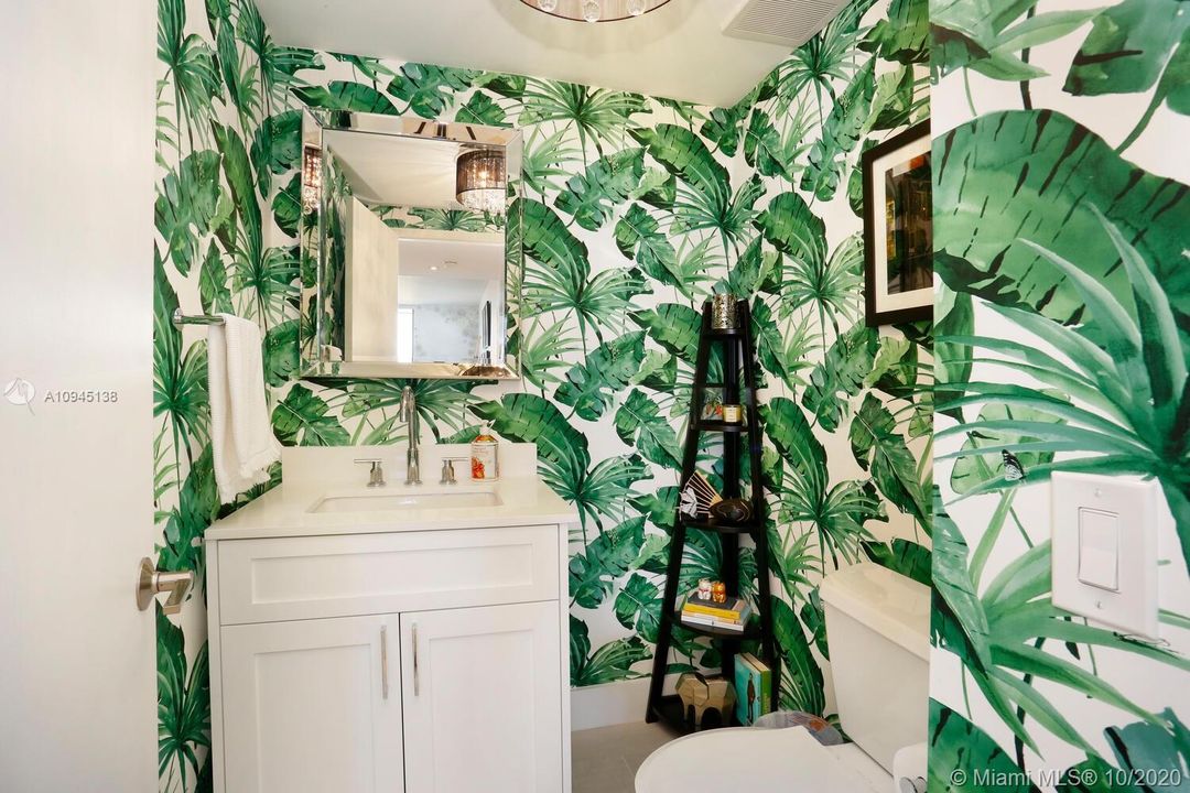 Recently Rented: $2,500 (1 beds, 1 baths, 1042 Square Feet)