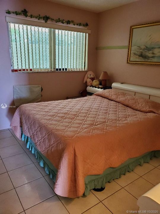 Vendido Recientemente: $55,000 (1 camas, 1 baños, 625 Pies cuadrados)