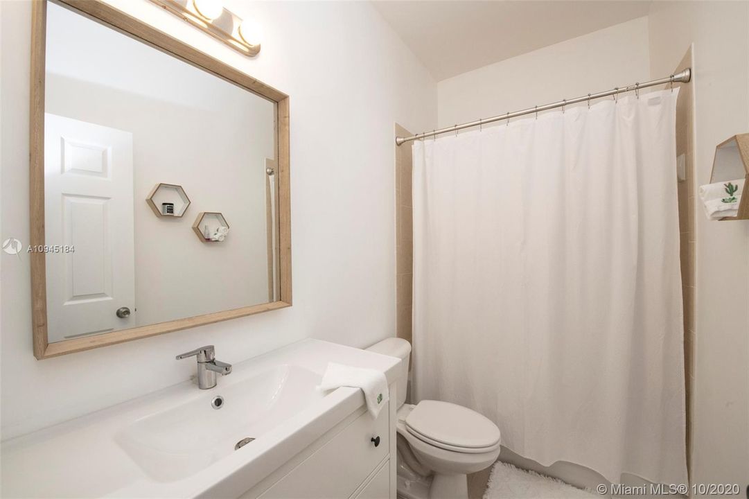 Недавно арендовано: $1,950 (3 спален, 2 ванн, 1416 Квадратных фут)