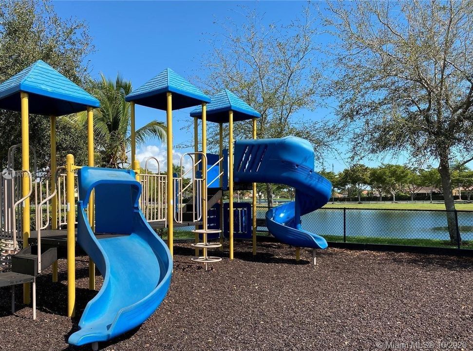 Недавно арендовано: $1,950 (3 спален, 2 ванн, 1416 Квадратных фут)