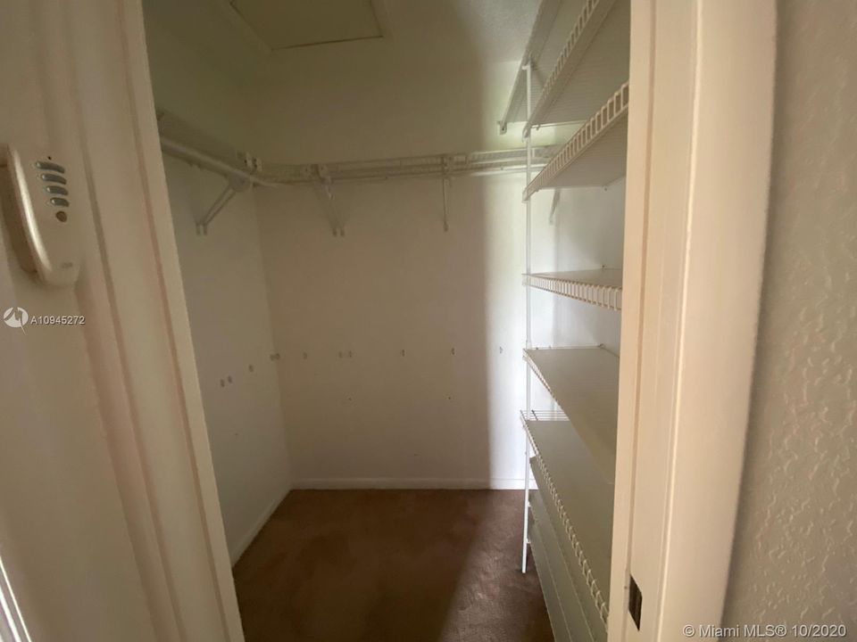 Недавно продано: $195,000 (3 спален, 2 ванн, 1144 Квадратных фут)