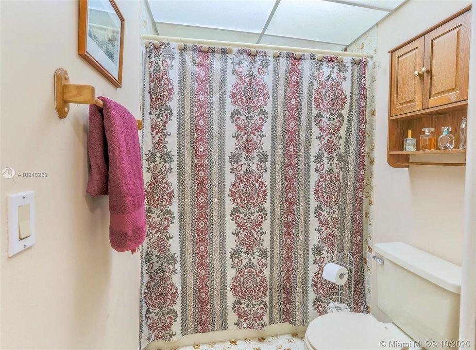 Недавно продано: $139,000 (1 спален, 1 ванн, 705 Квадратных фут)