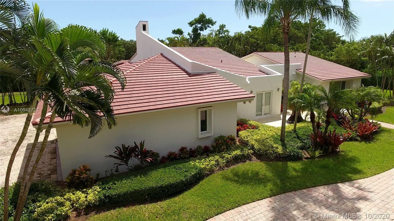 Recently Rented: $12,500 (5 beds, 4 baths, 4083 Square Feet)