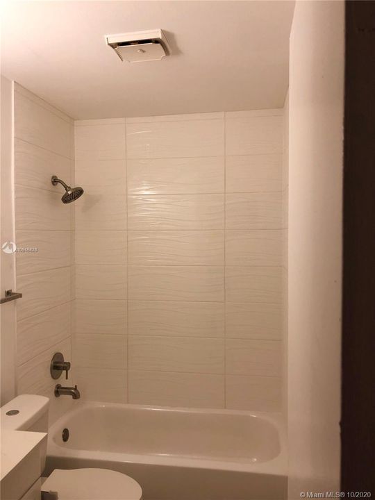 Vendido Recientemente: $125,000 (2 camas, 1 baños, 840 Pies cuadrados)