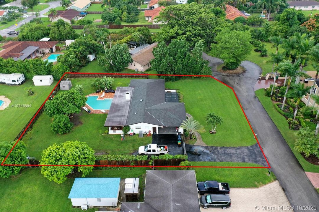 Vendido Recientemente: $455,000 (3 camas, 2 baños, 1968 Pies cuadrados)