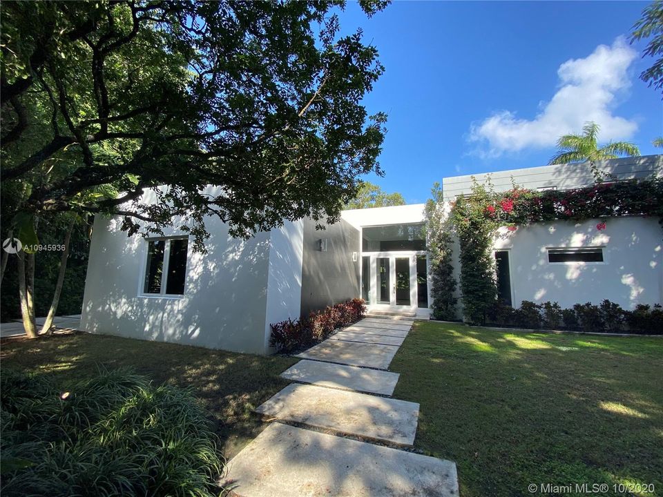 Recently Rented: $18,000 (5 beds, 5 baths, 4603 Square Feet)