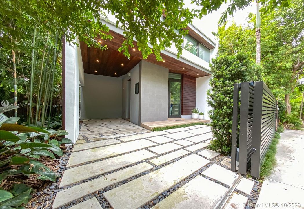 3 car carpot garage