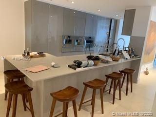Recientemente alquilado: $45,000 (4 camas, 4 baños, 3340 Pies cuadrados)