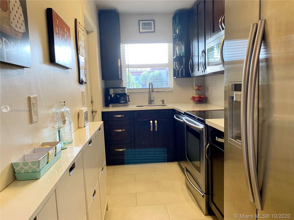Vendido Recientemente: $119,000 (1 camas, 1 baños, 800 Pies cuadrados)