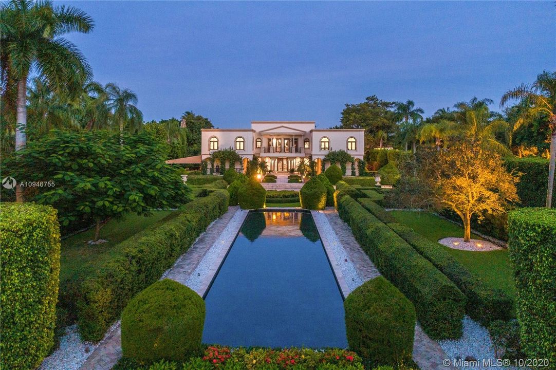 Recently Sold: $24,900,000 (6 beds, 8 baths, 8510 Square Feet)