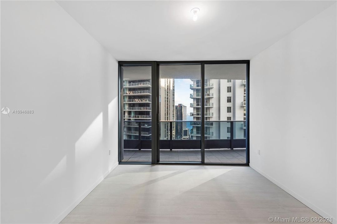 Recently Sold: $1,125,000 (2 beds, 2 baths, 1286 Square Feet)