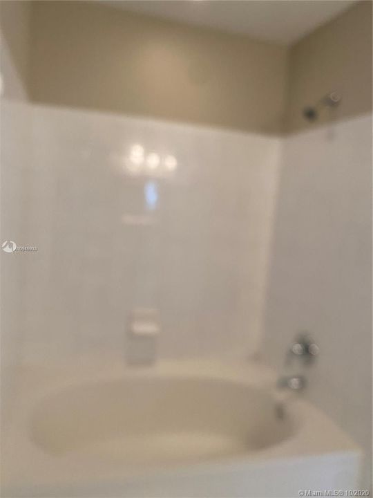 Recently Sold: $233,900 (2 beds, 1 baths, 1110 Square Feet)