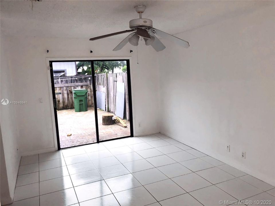 Recently Rented: $1,500 (2 beds, 2 baths, 960 Square Feet)