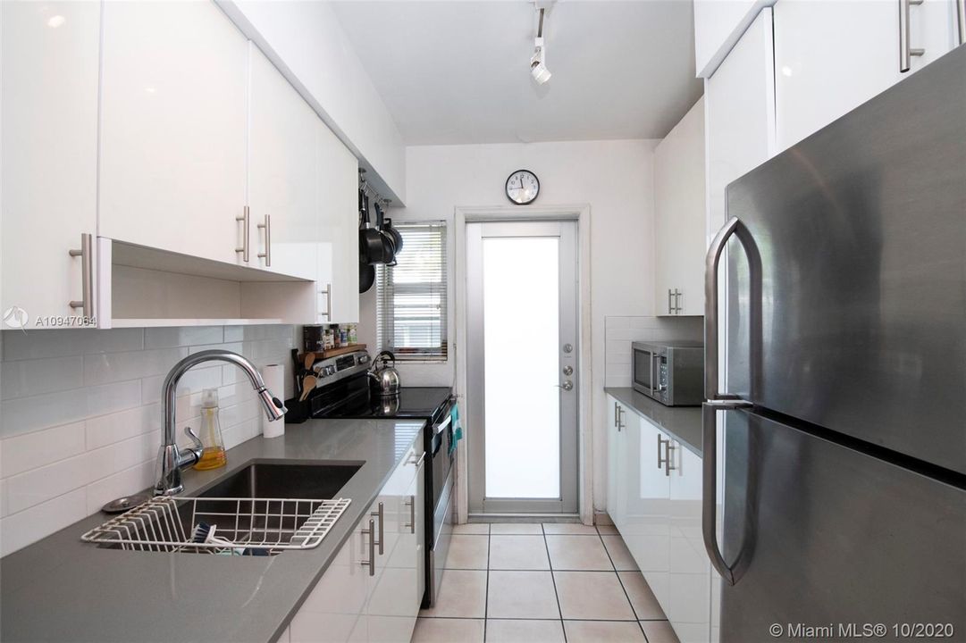 Recently Sold: $165,000 (0 beds, 1 baths, 470 Square Feet)