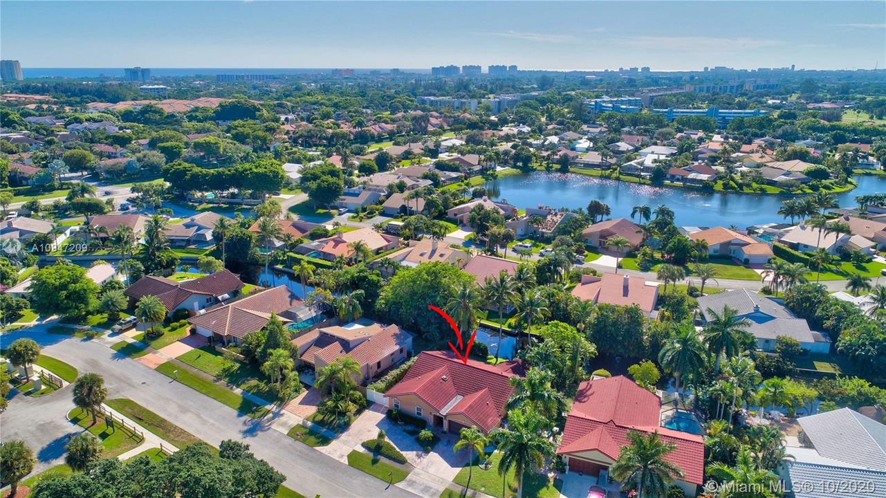 Недавно продано: $549,999 (4 спален, 2 ванн, 1915 Квадратных фут)