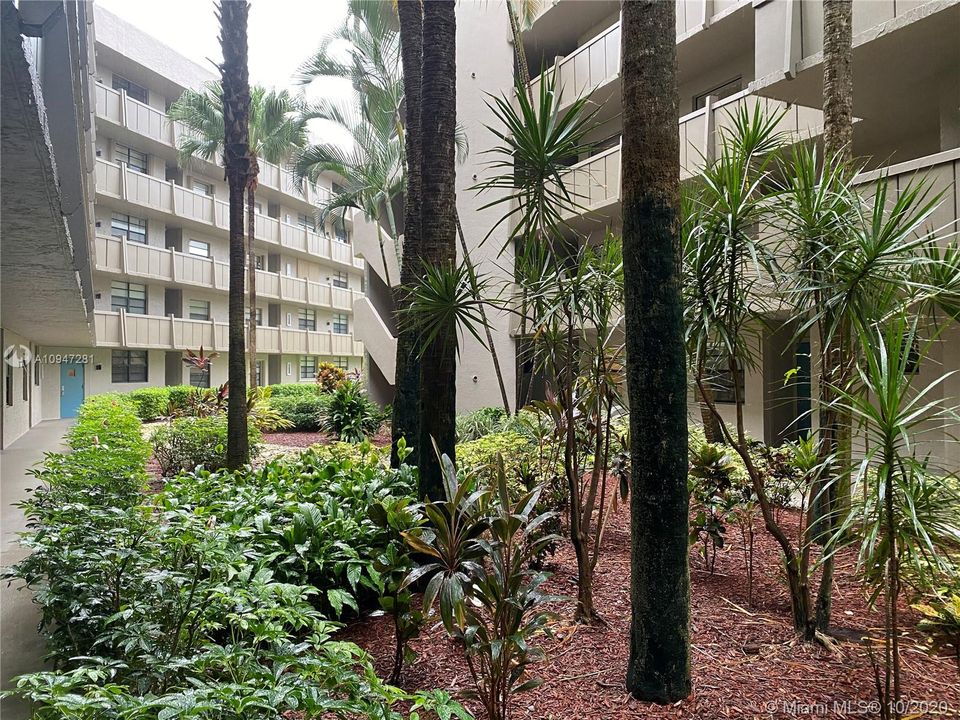 Vendido Recientemente: $109,500 (1 camas, 1 baños, 773 Pies cuadrados)