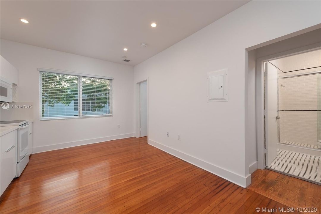 Недавно арендовано: $1,500 (1 спален, 1 ванн, 375 Квадратных фут)