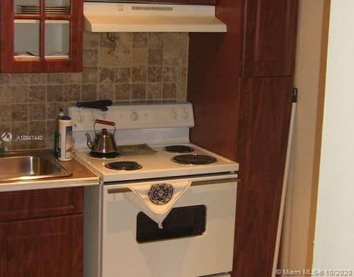 Recently Sold: $149,900 (1 beds, 1 baths, 750 Square Feet)