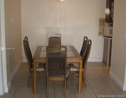 Recently Sold: $149,900 (1 beds, 1 baths, 750 Square Feet)