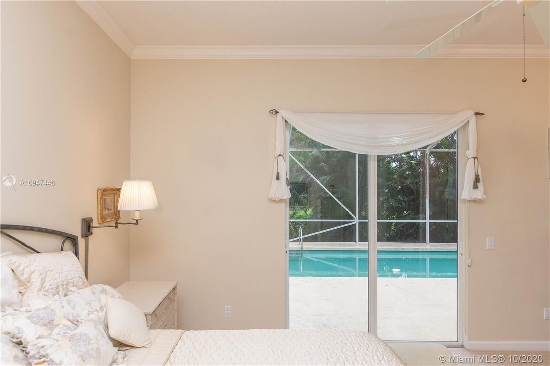 Vendido Recientemente: $519,000 (3 camas, 2 baños, 2000 Pies cuadrados)