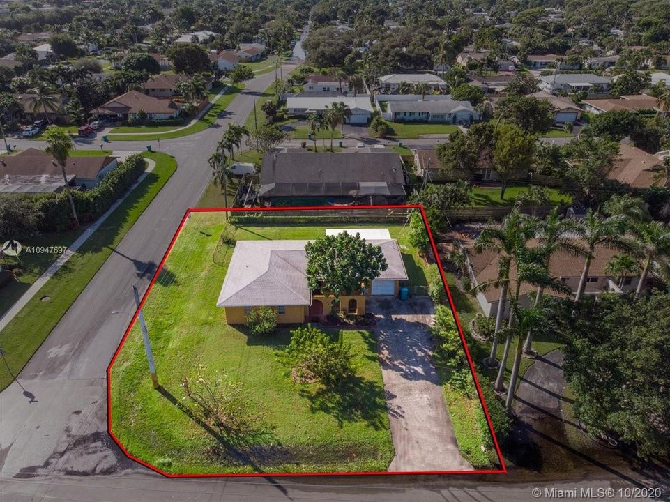 Vendido Recientemente: $320,000 (3 camas, 2 baños, 1514 Pies cuadrados)
