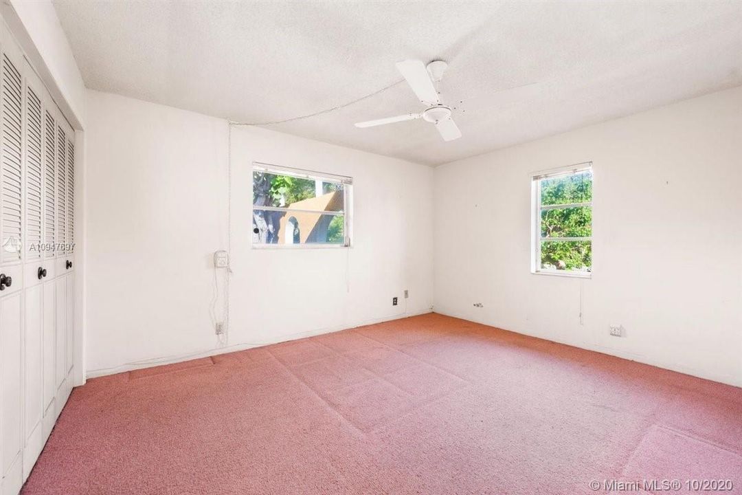 Vendido Recientemente: $320,000 (3 camas, 2 baños, 1514 Pies cuadrados)