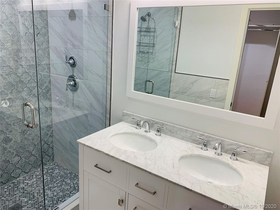 Recently Rented: $4,200 (3 beds, 2 baths, 1723 Square Feet)