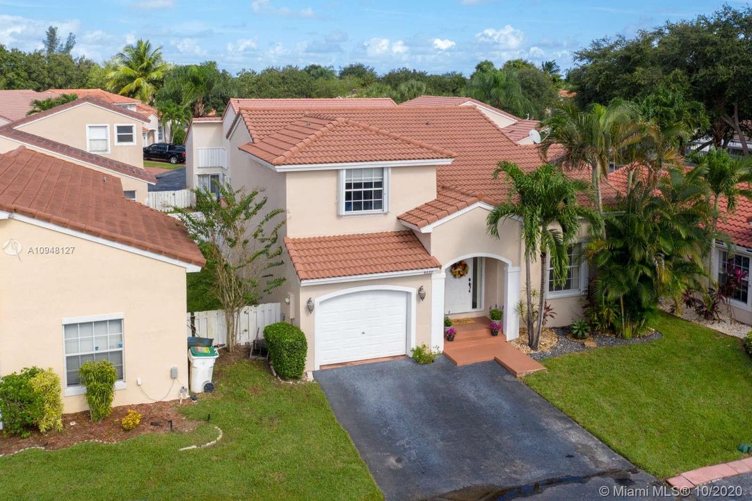 Recently Sold: $374,950 (3 beds, 2 baths, 1555 Square Feet)