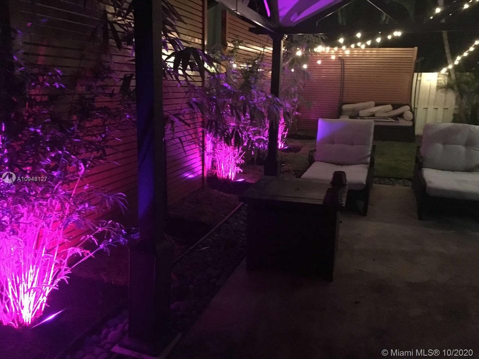 Recently Sold: $374,950 (3 beds, 2 baths, 1555 Square Feet)