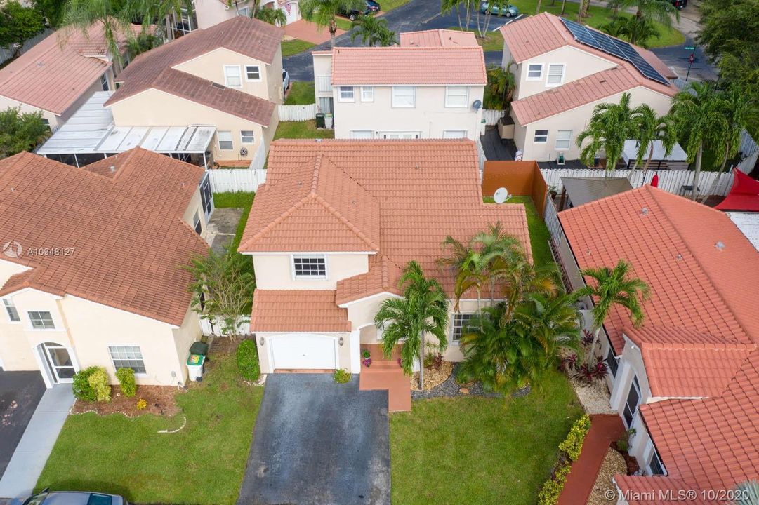Recently Sold: $374,950 (3 beds, 2 baths, 1555 Square Feet)